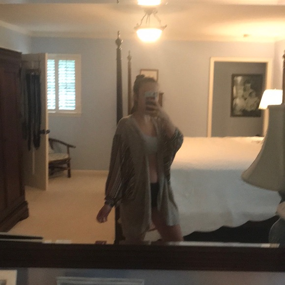 Sweater - Picture 3 of 3